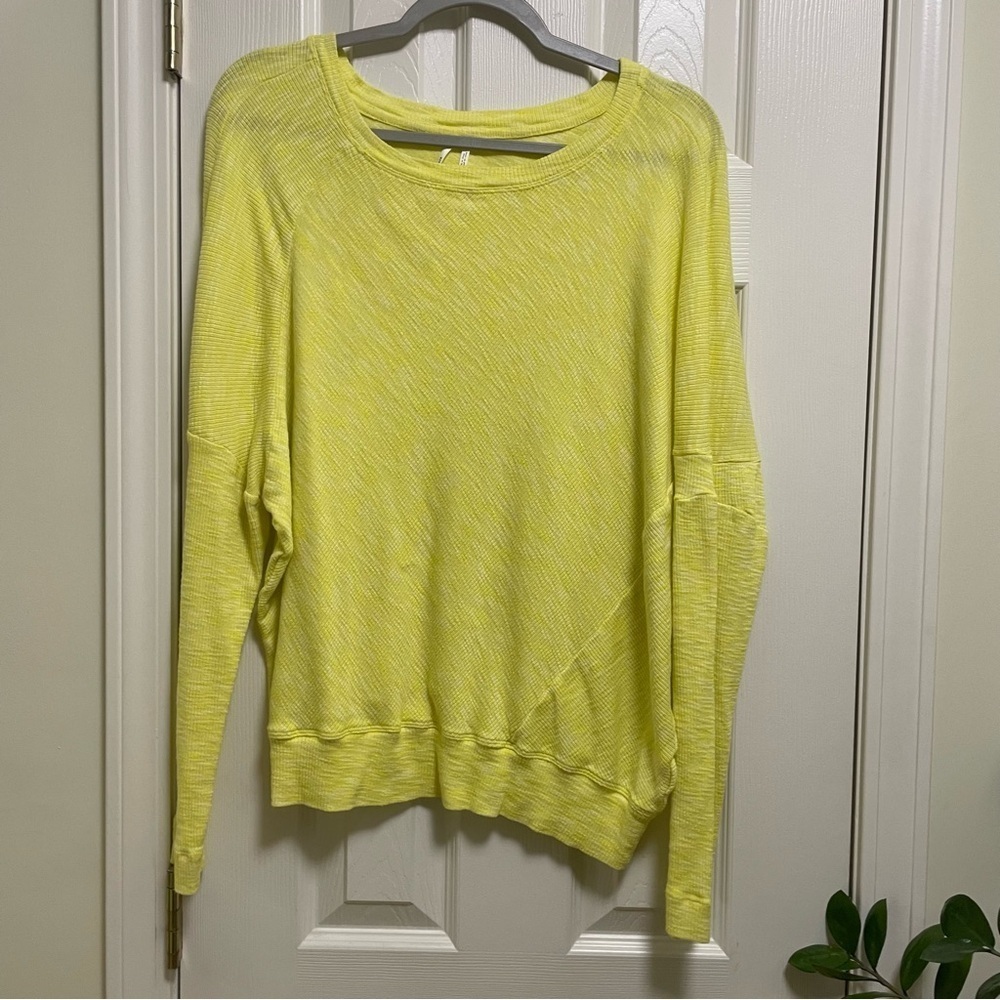 Anthropologie bright heather yellow Damien dolman sleeve Top M